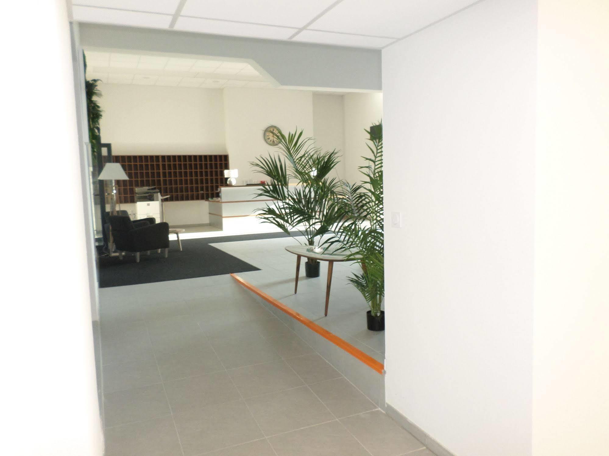 Zenao Appart'Hotels Troyes Exterior photo